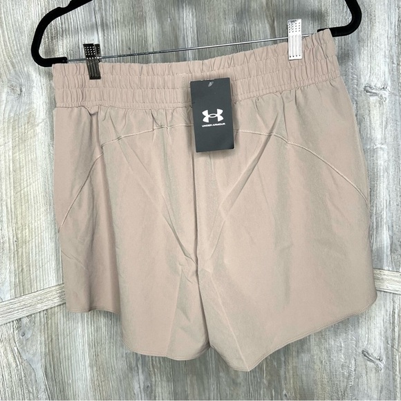 Under Armour Flex Woven Shorts 5” - Picture 2 of 6